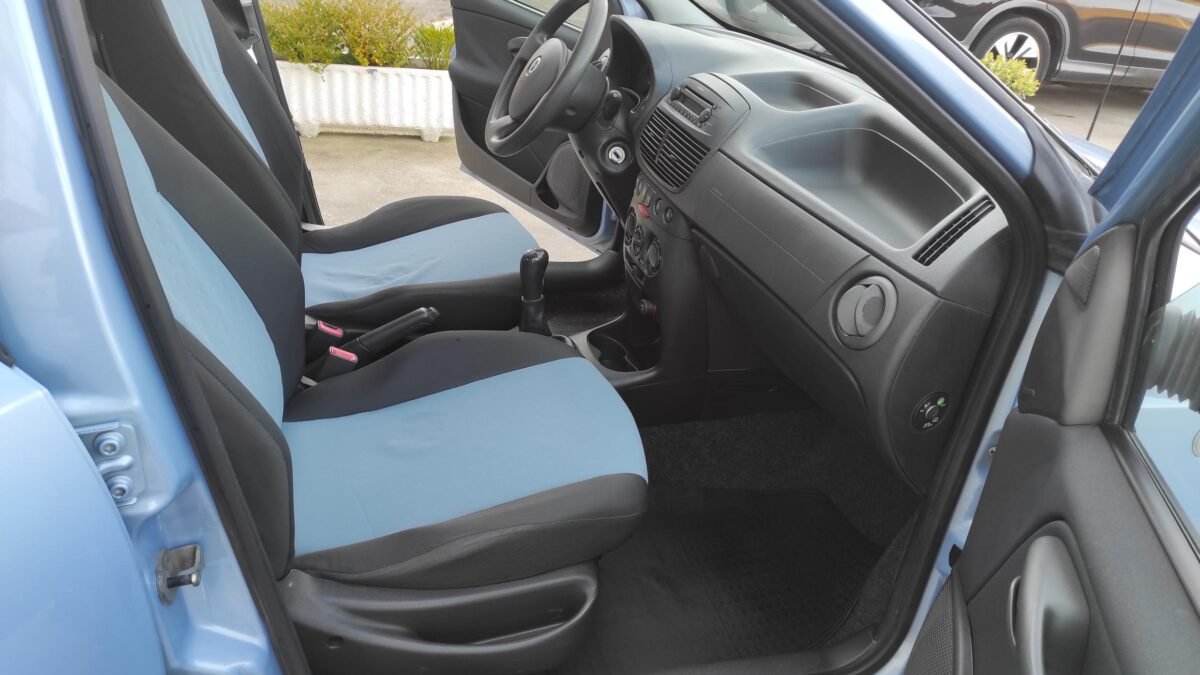 FIAT PUNTO 1.2i ACTIVE
