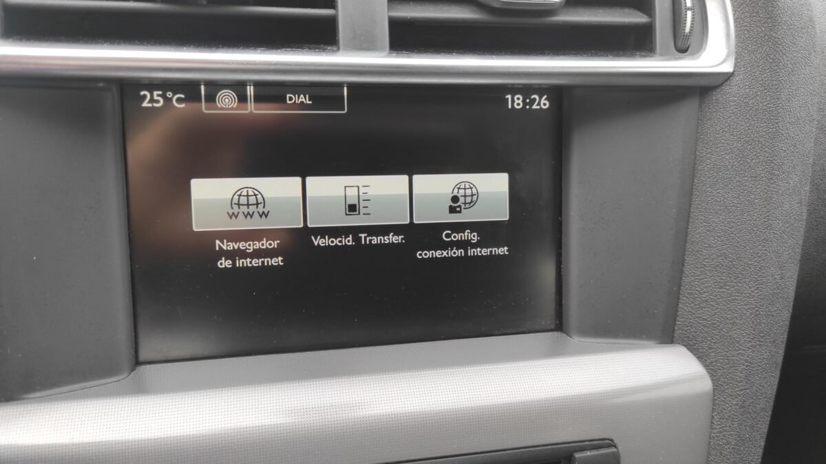 CITROEN C4 1.6 eHDI 6 VEL FEEL EDITION