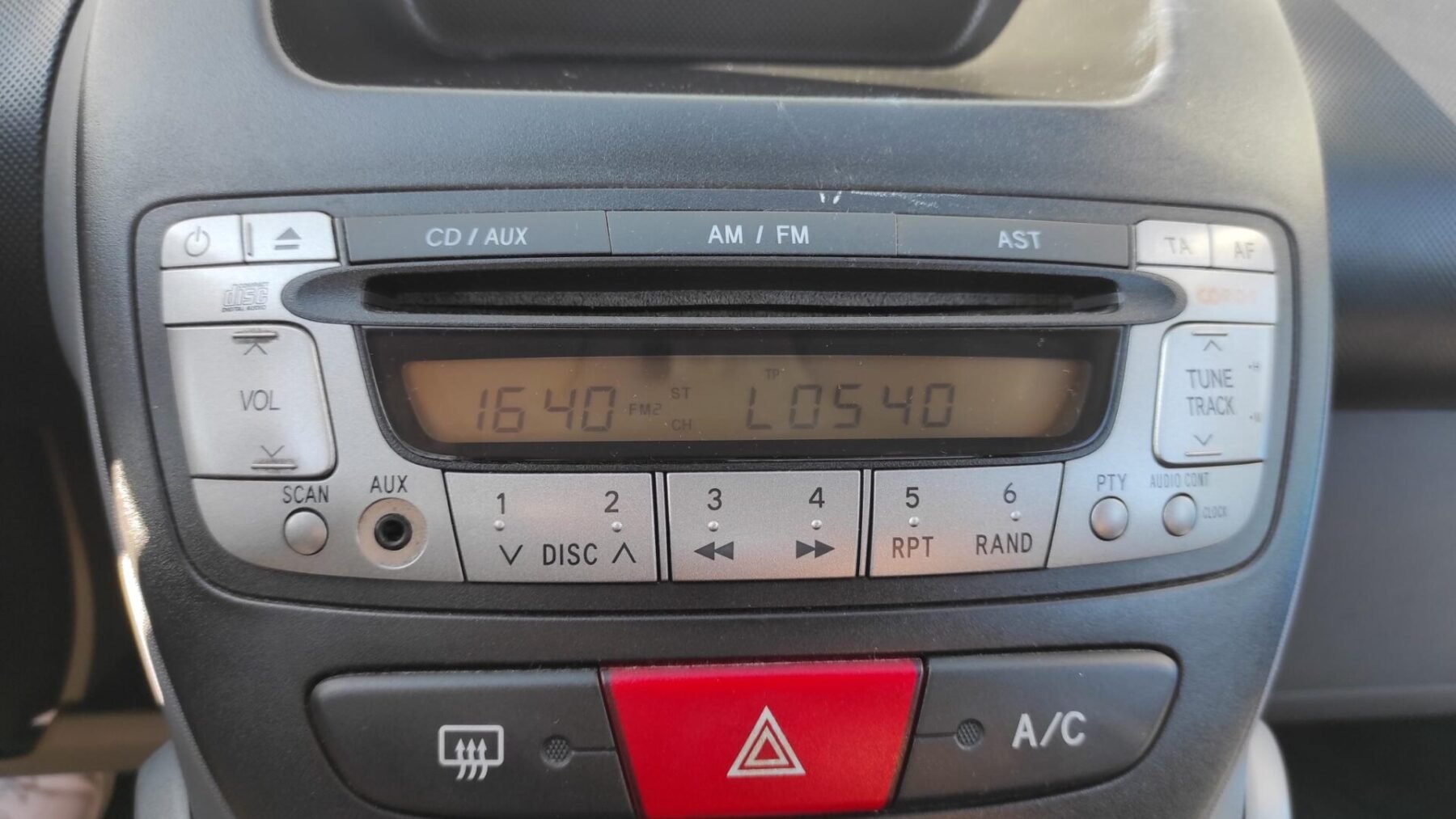 TOYOTA Aygo 1.0i LIVE