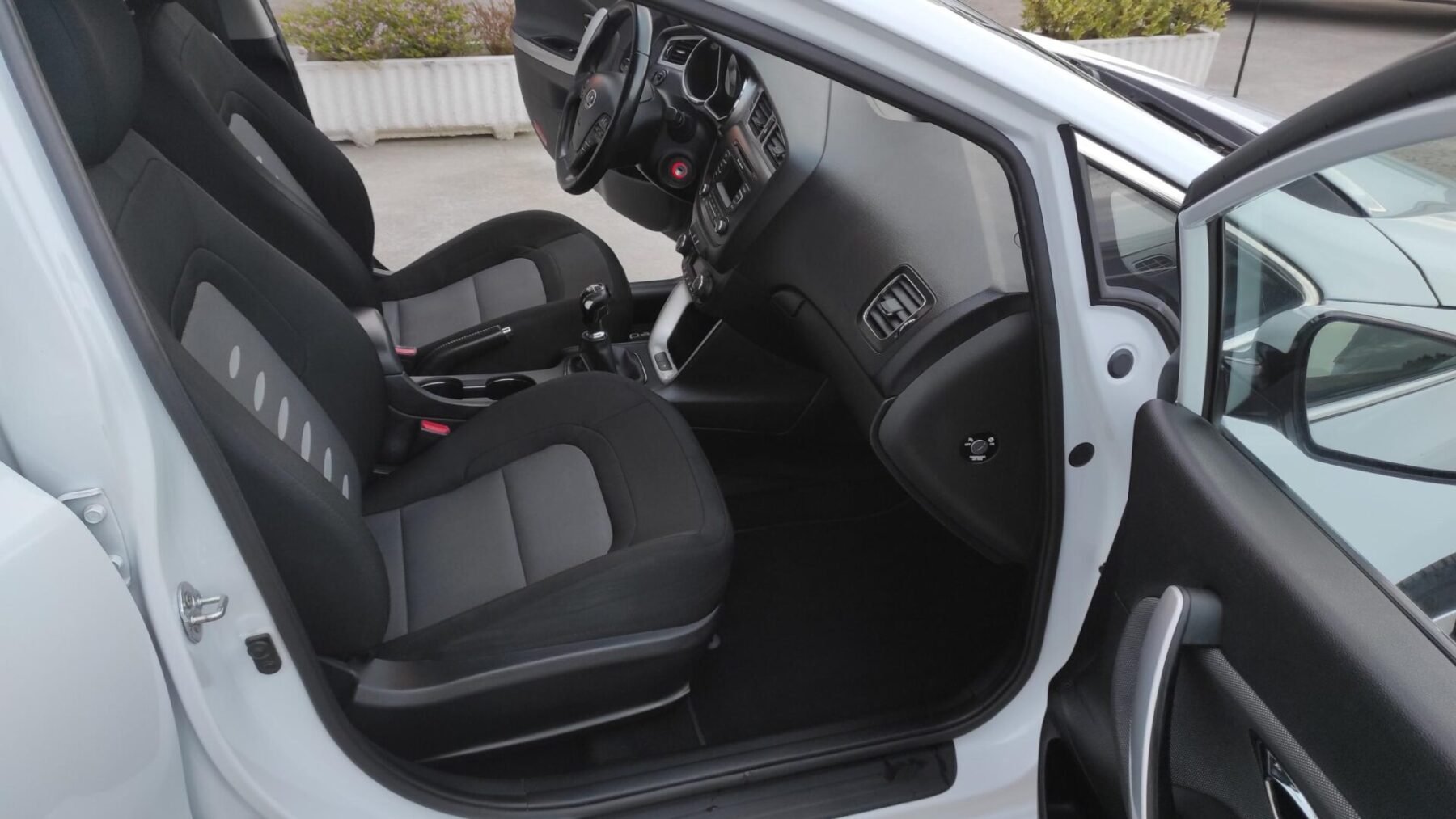 KIA CEED 1.4 CRDI DRIVE