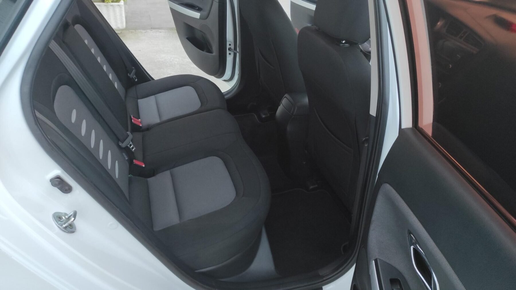 KIA CEED 1.4 CRDI DRIVE