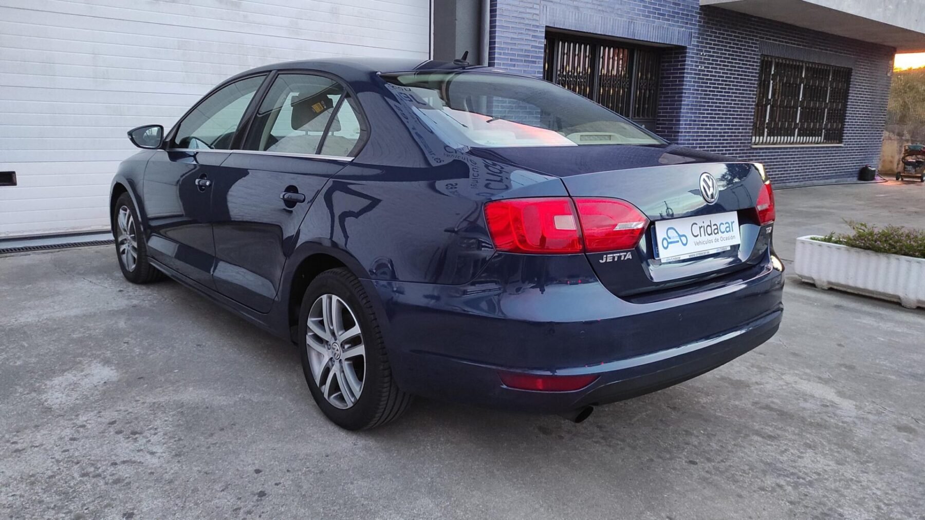 VOLKSWAGEN JETTA 1.6 TDI SPORT