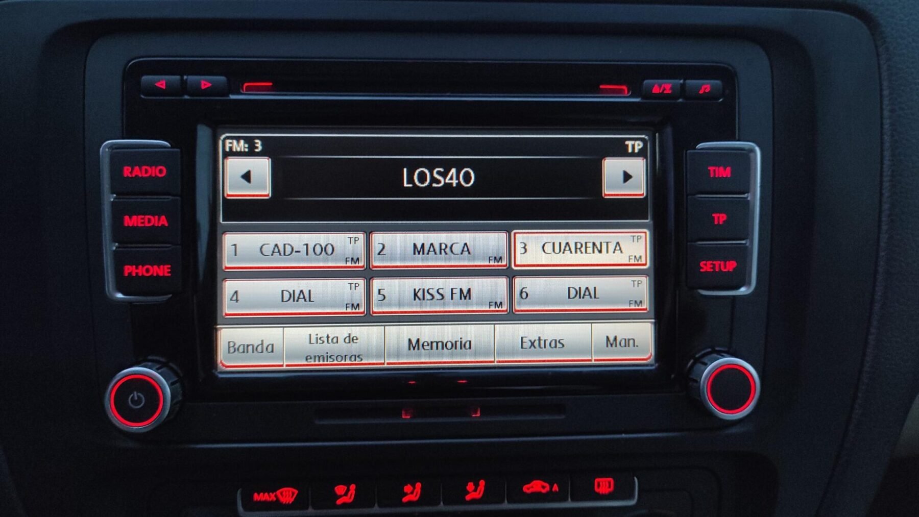 VOLKSWAGEN JETTA 1.6 TDI SPORT