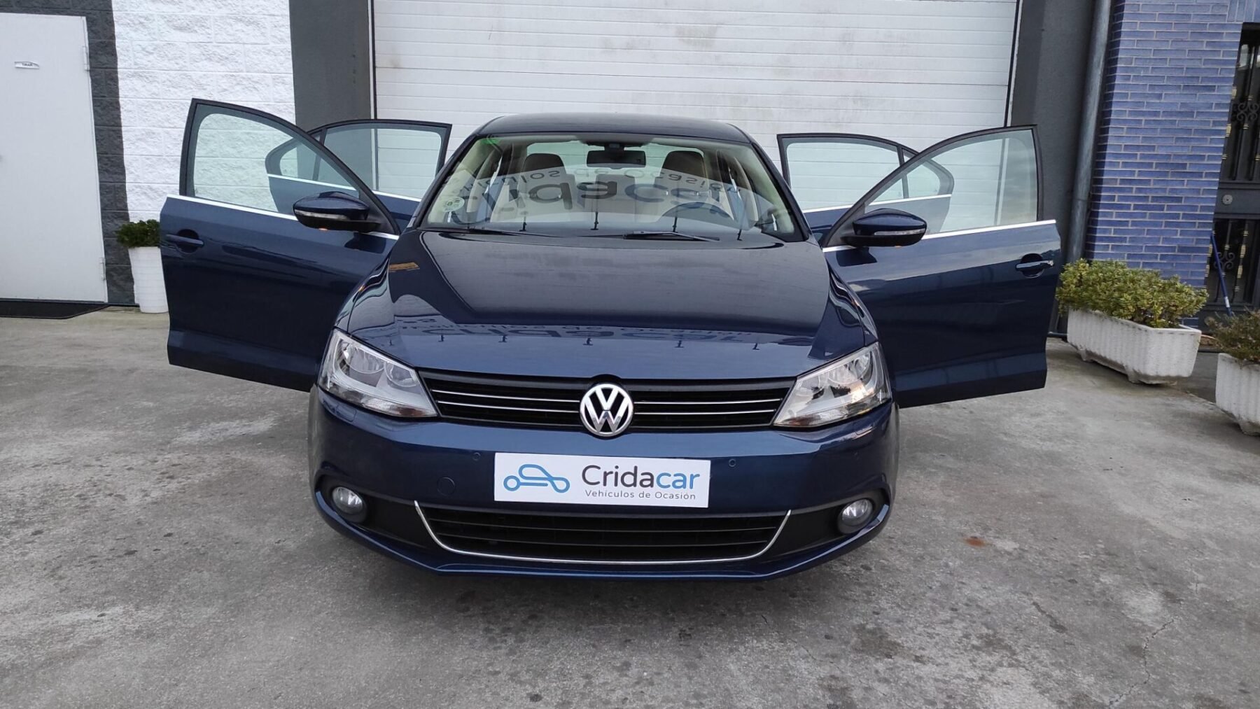 VOLKSWAGEN JETTA 1.6 TDI SPORT