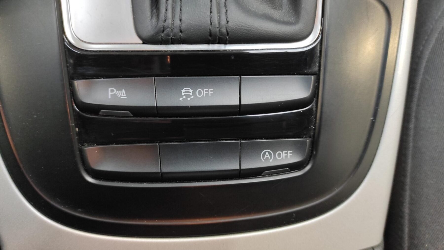 AUDI A4 2.0 TDI S-LINE EDITION