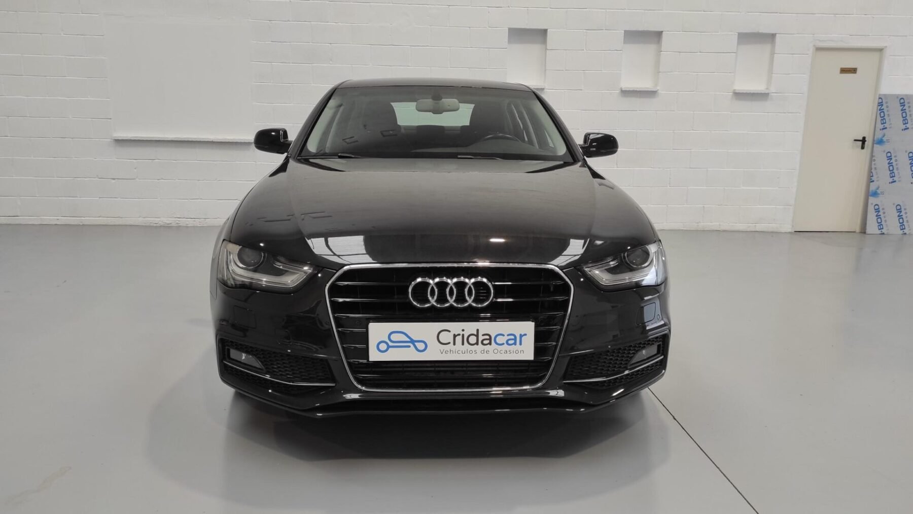 AUDI A4 2.0 TDI S-LINE EDITION