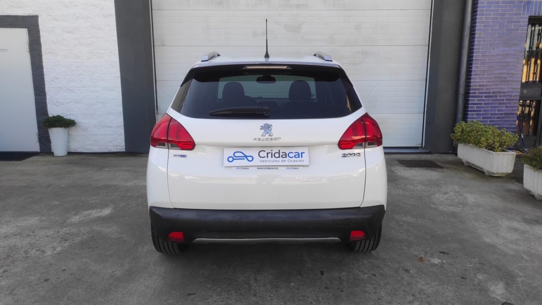 PEUGEOT 2008 1.6 BlueHDi Allure