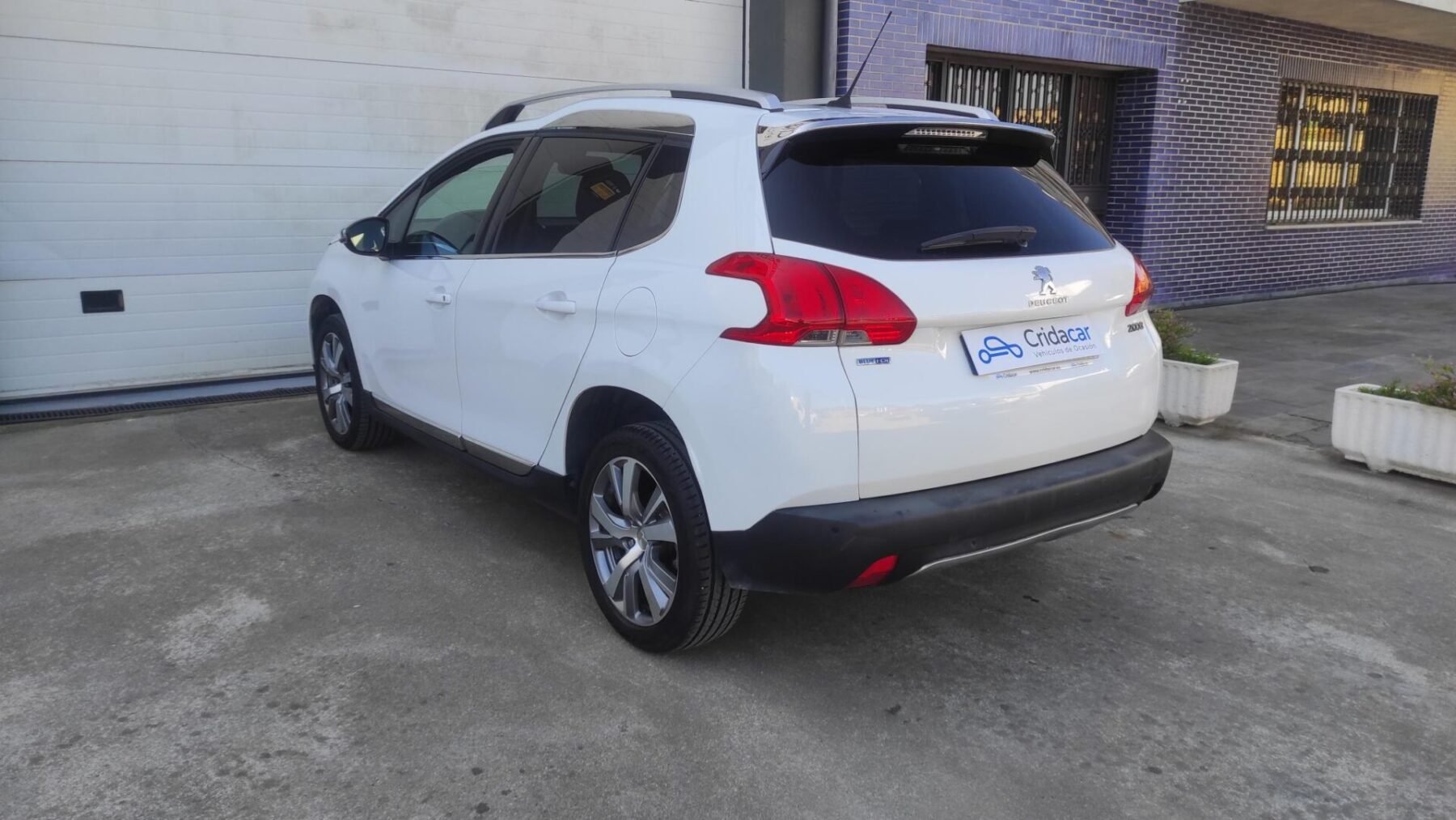 PEUGEOT 2008 1.6 BlueHDi Allure