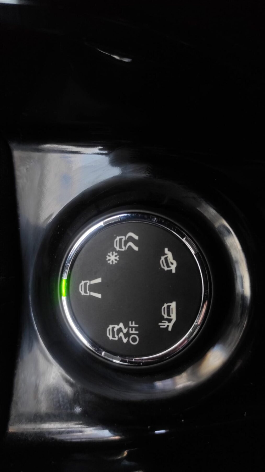 PEUGEOT 2008 1.6 BlueHDi Allure