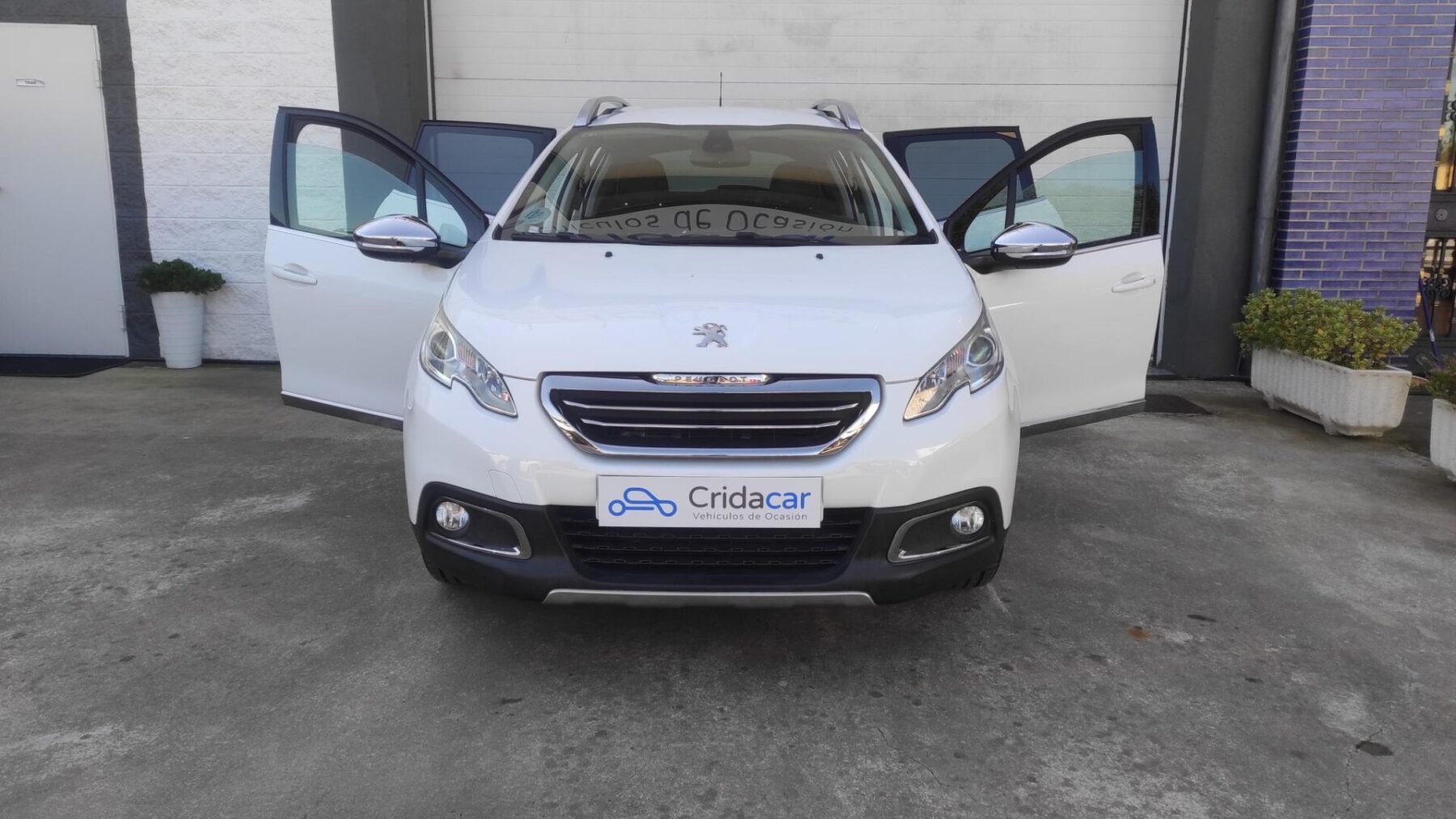 PEUGEOT 2008 1.6 BlueHDi Allure