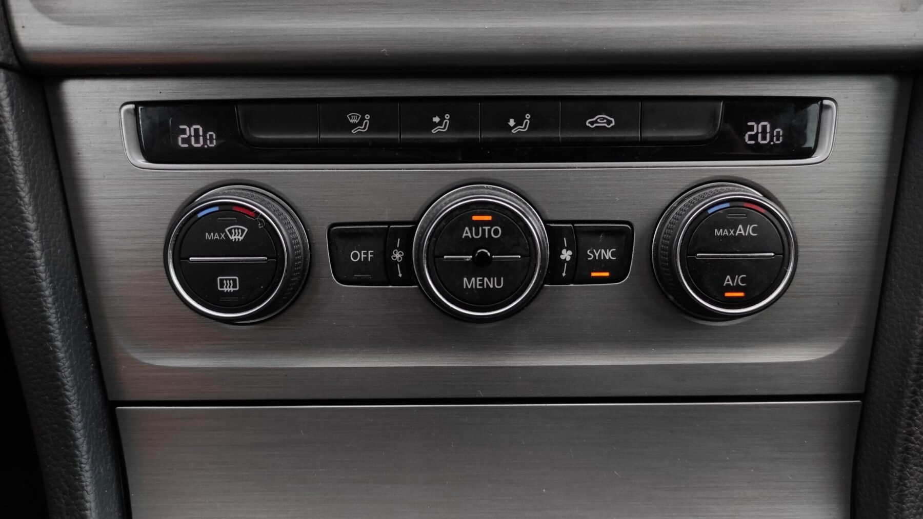 VOLKSWAGEN GOLF VII 1.4 TSI ADVANCE 92KW