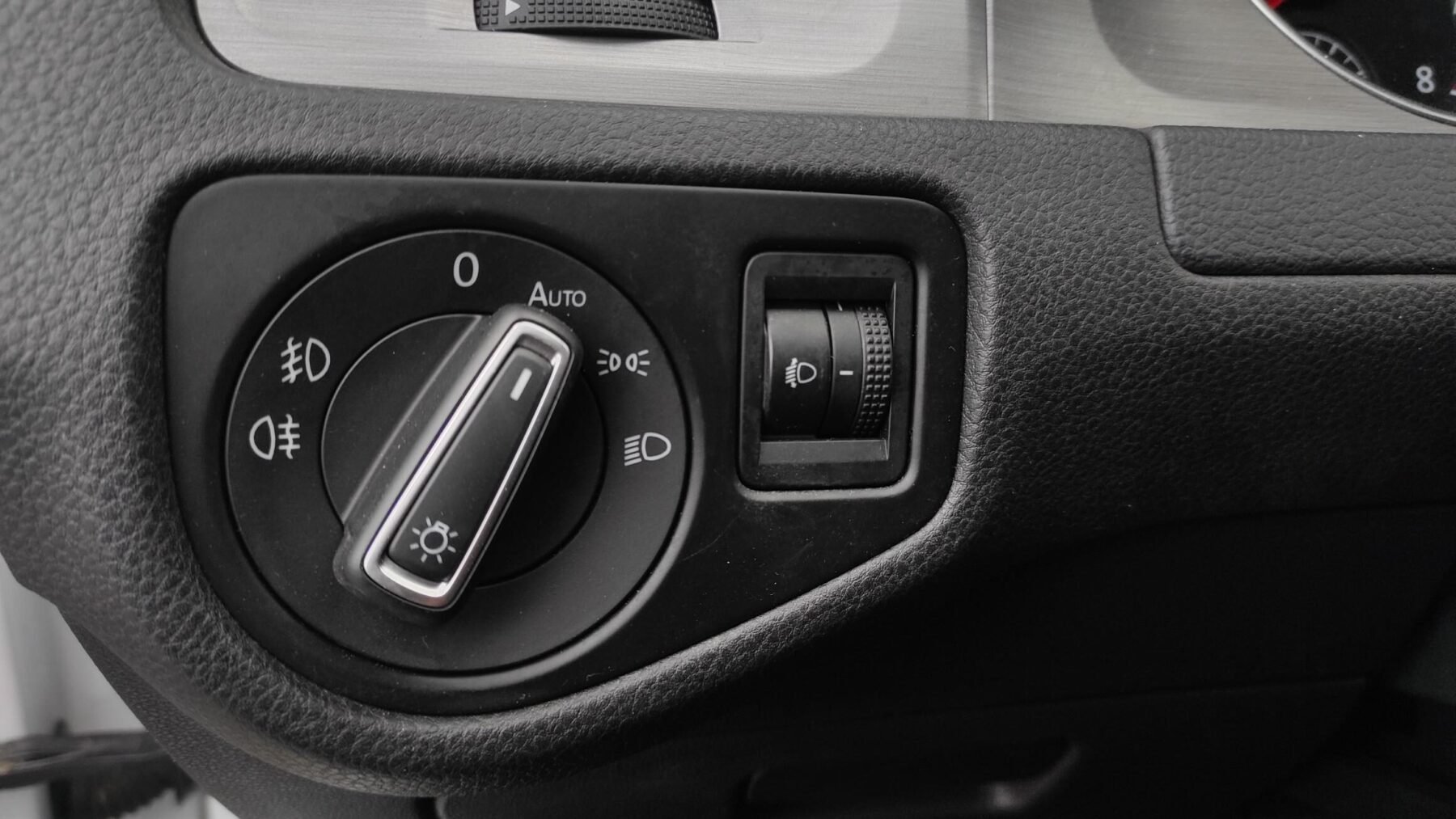 VOLKSWAGEN GOLF VII 1.4 TSI ADVANCE 92KW