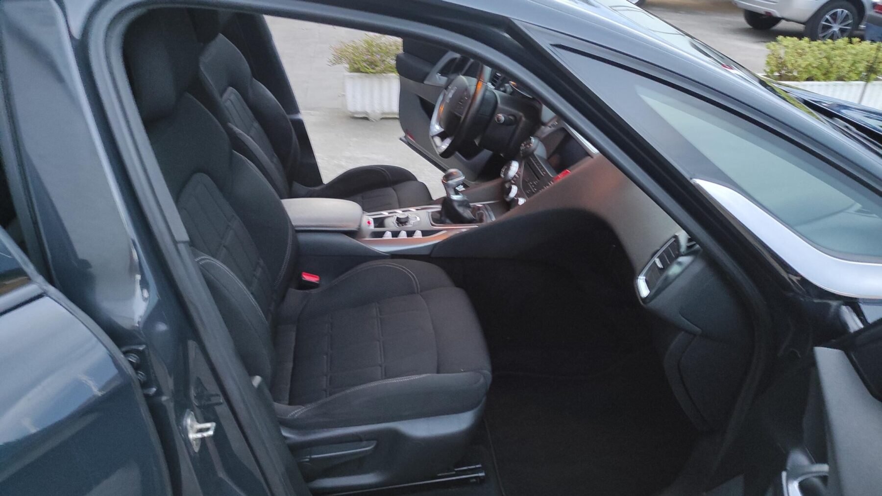 CITROEN DS 5 2.0HDI DESIGN