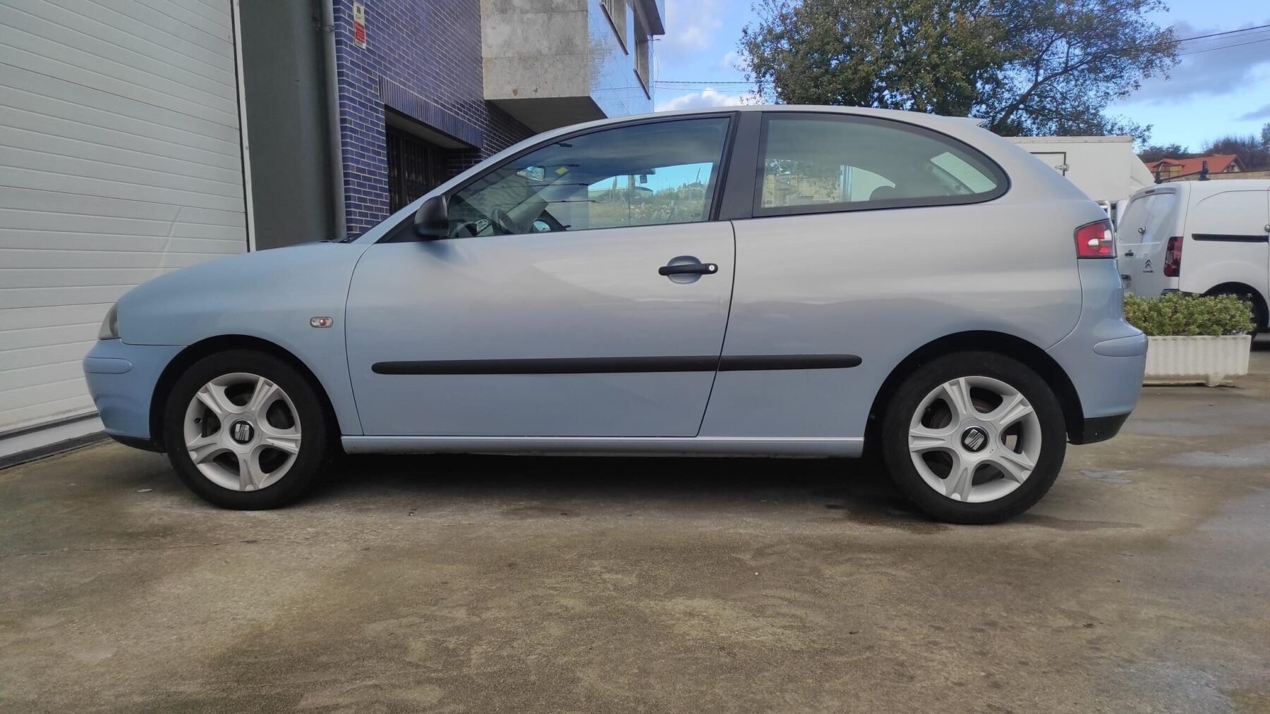 SEAT IBIZA 1.4i 16V REFERENCE