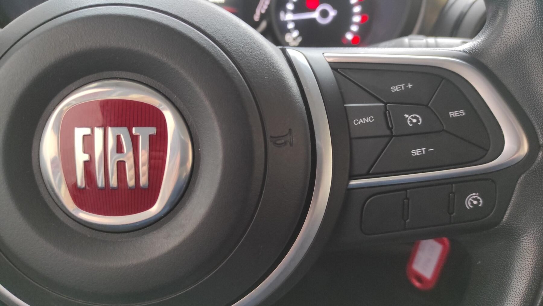 FIAT 500L CROSS 1.4i 16V SS