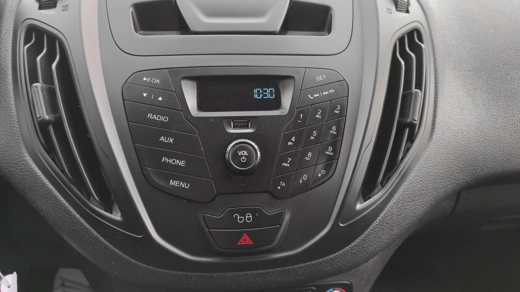 FORD TRANSIT COURIER 1.5 TDci TREND