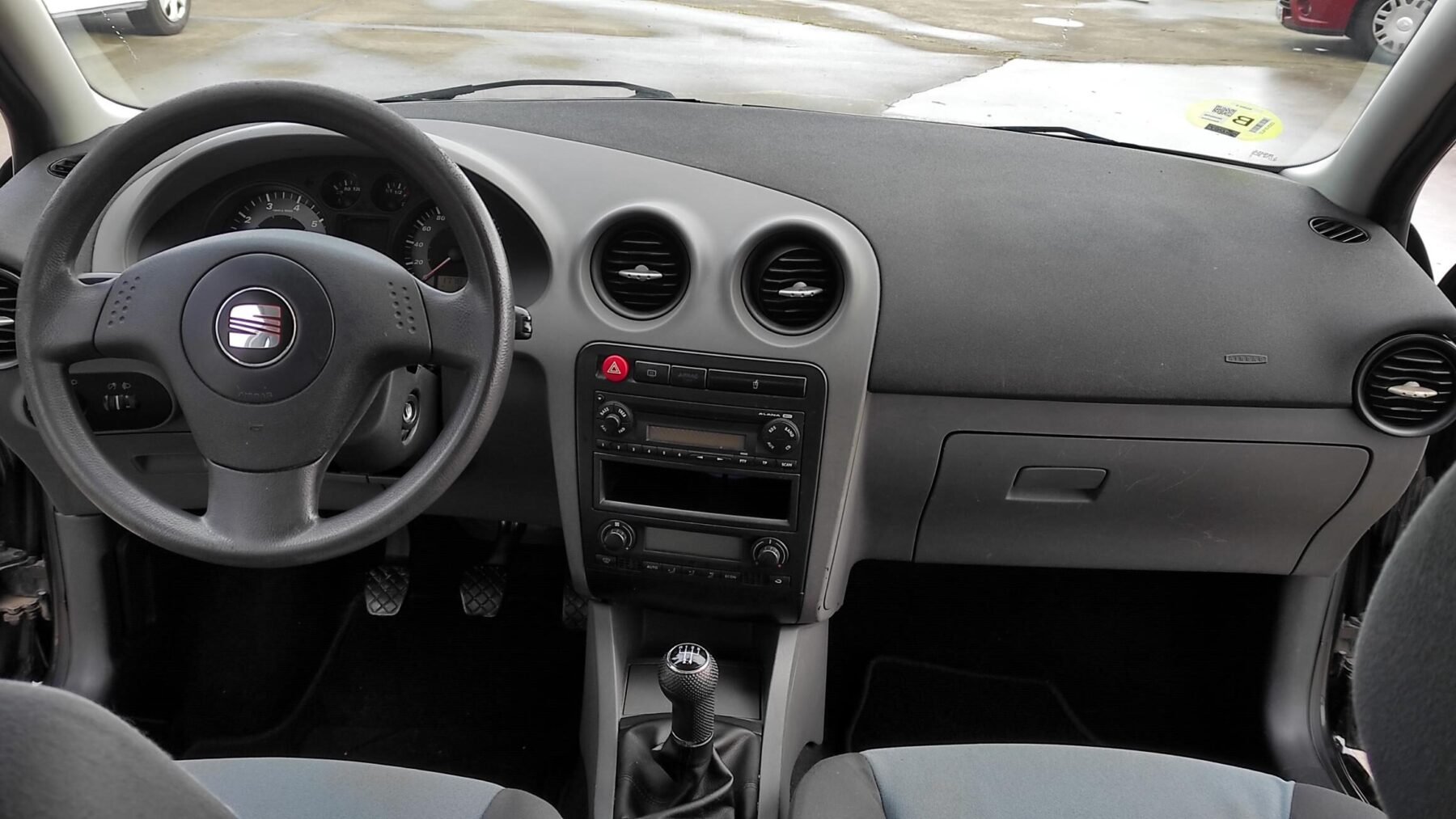 SEAT IBIZA 1.4i 16V REFERENCE