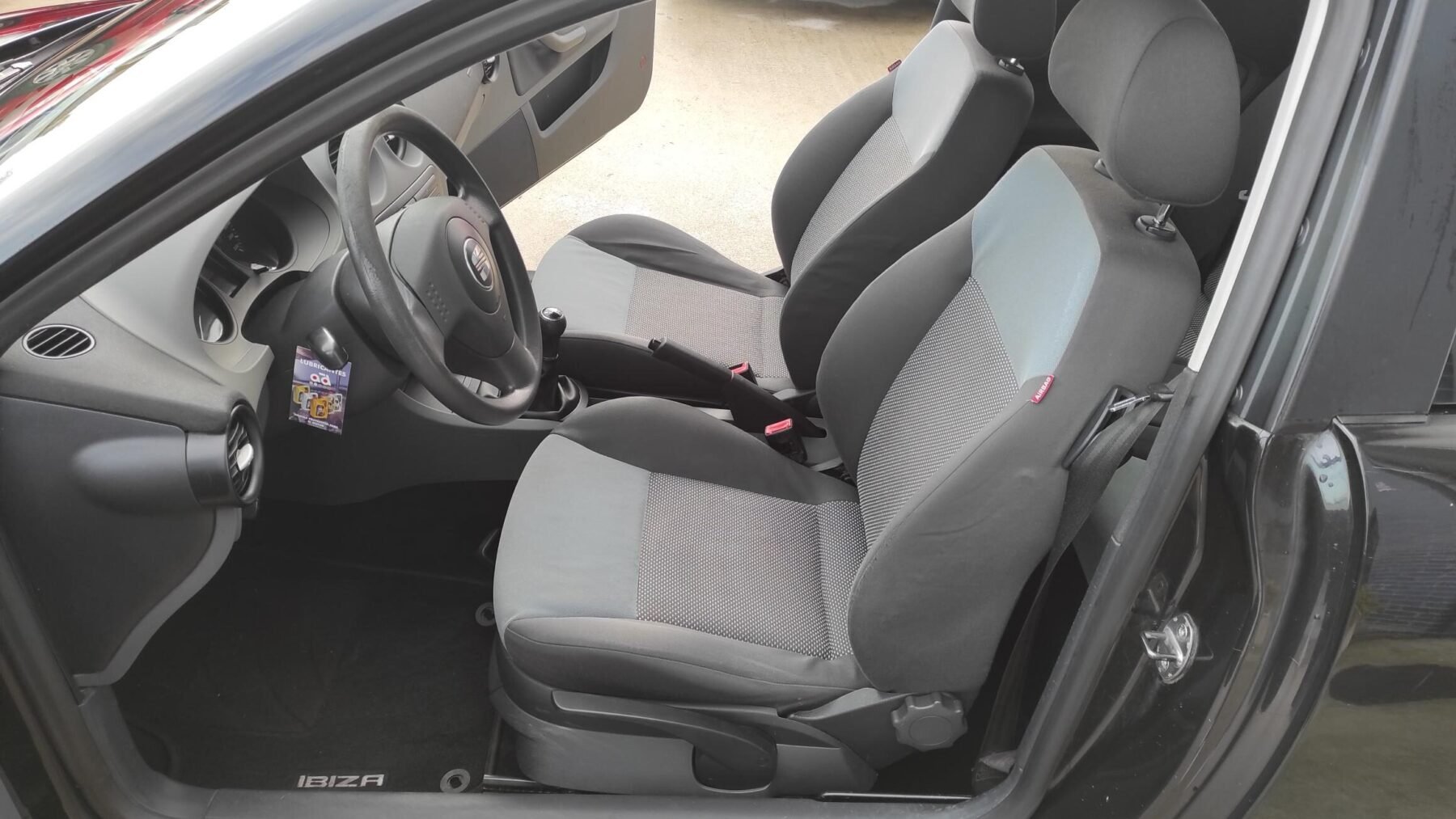 SEAT IBIZA 1.4i 16V REFERENCE