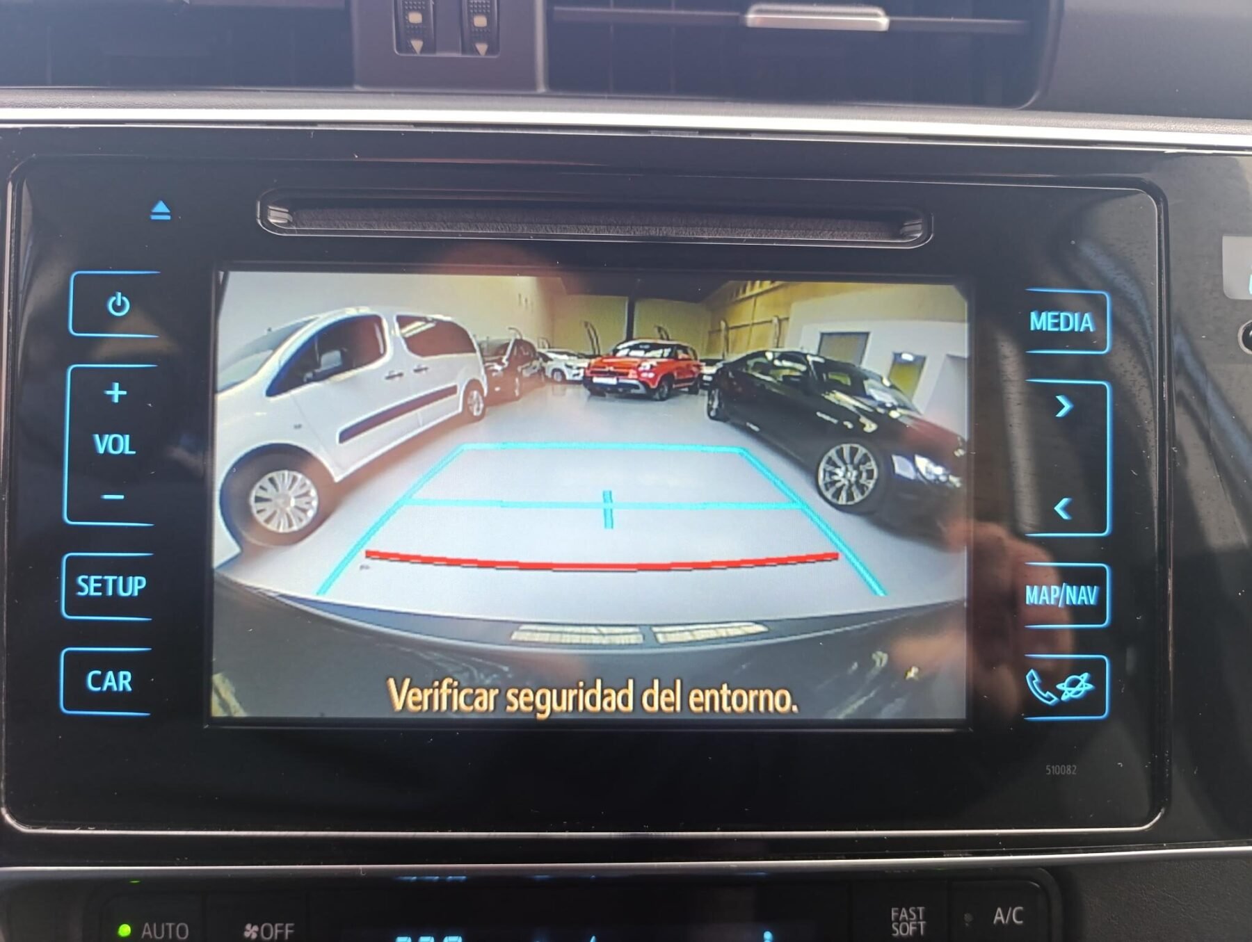 TOYOTA AURIS 1.8 140 HYBRID ACTIVE 