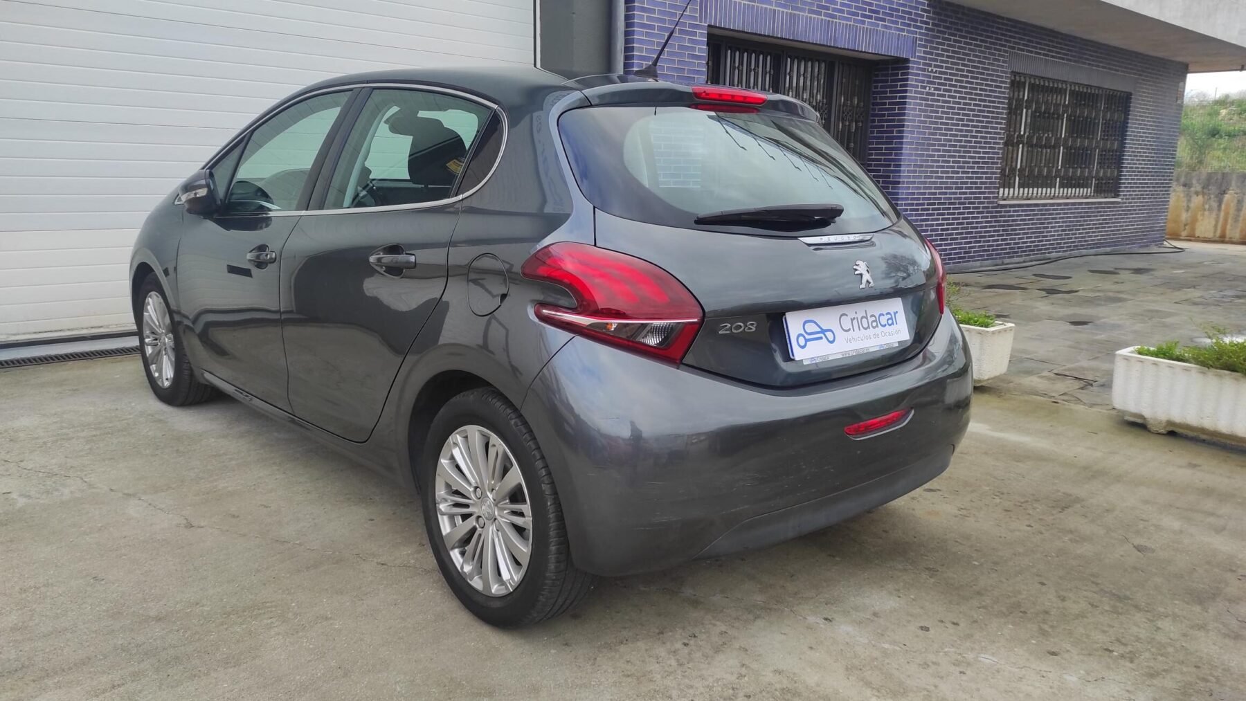 PEUGEOT 208 1.6 Blue-HDi Allure