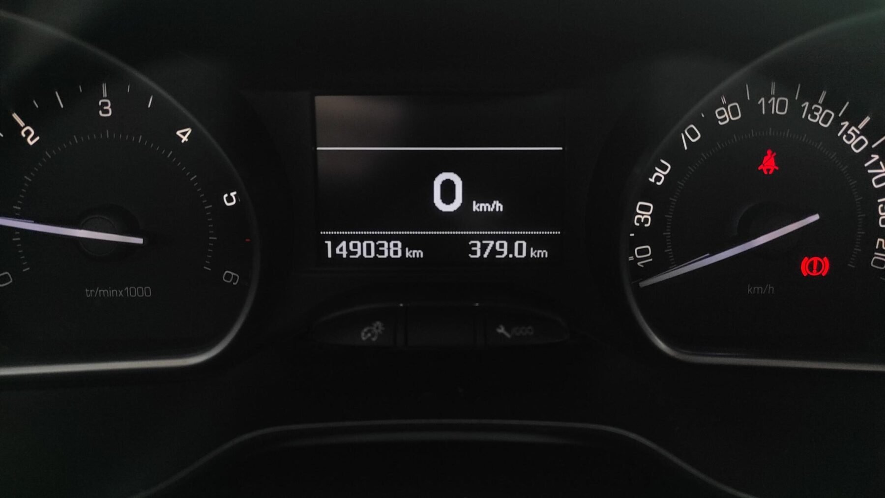 PEUGEOT 208 1.6 Blue-HDi Allure