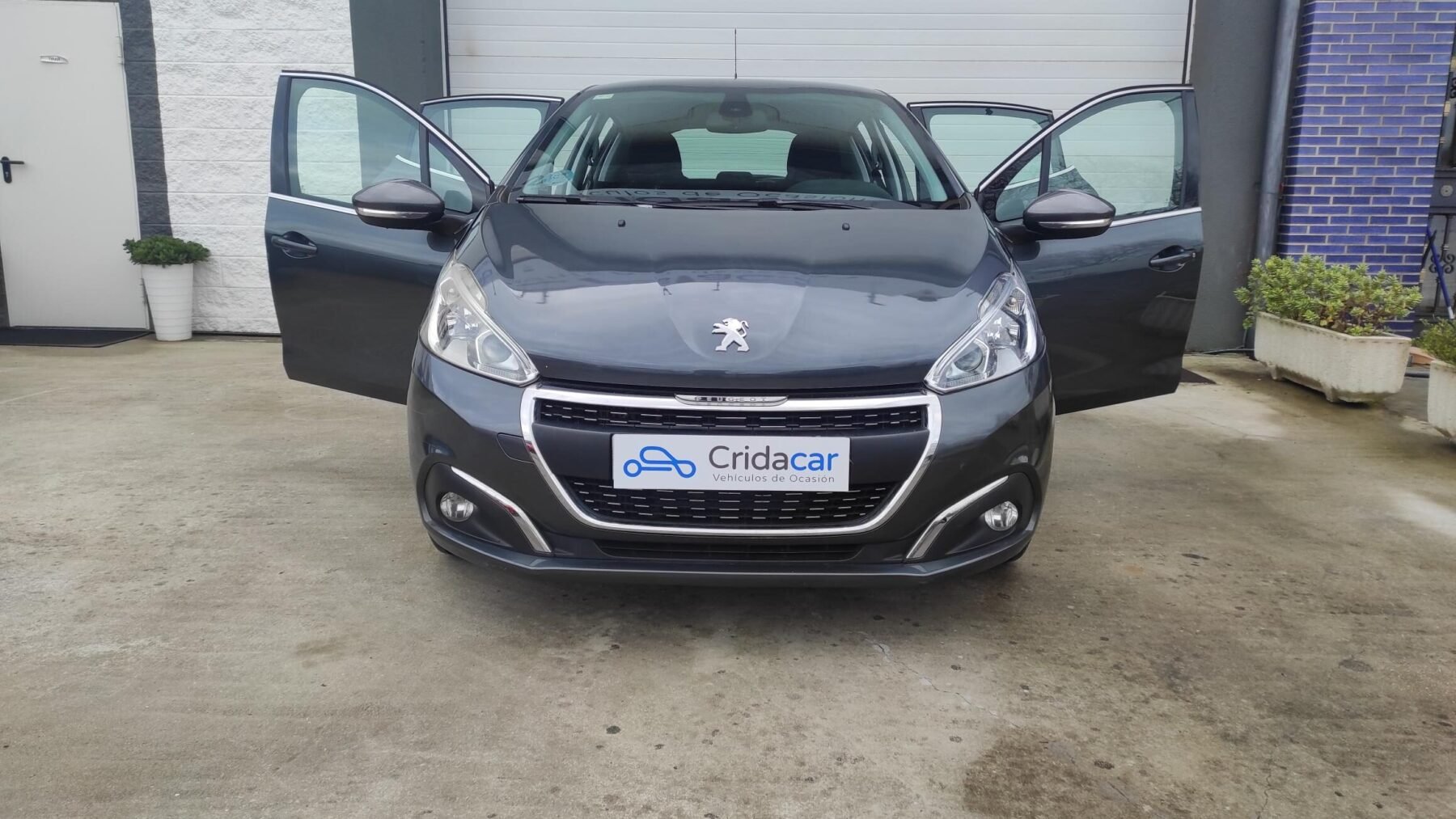 PEUGEOT 208 1.6 Blue-HDi Allure