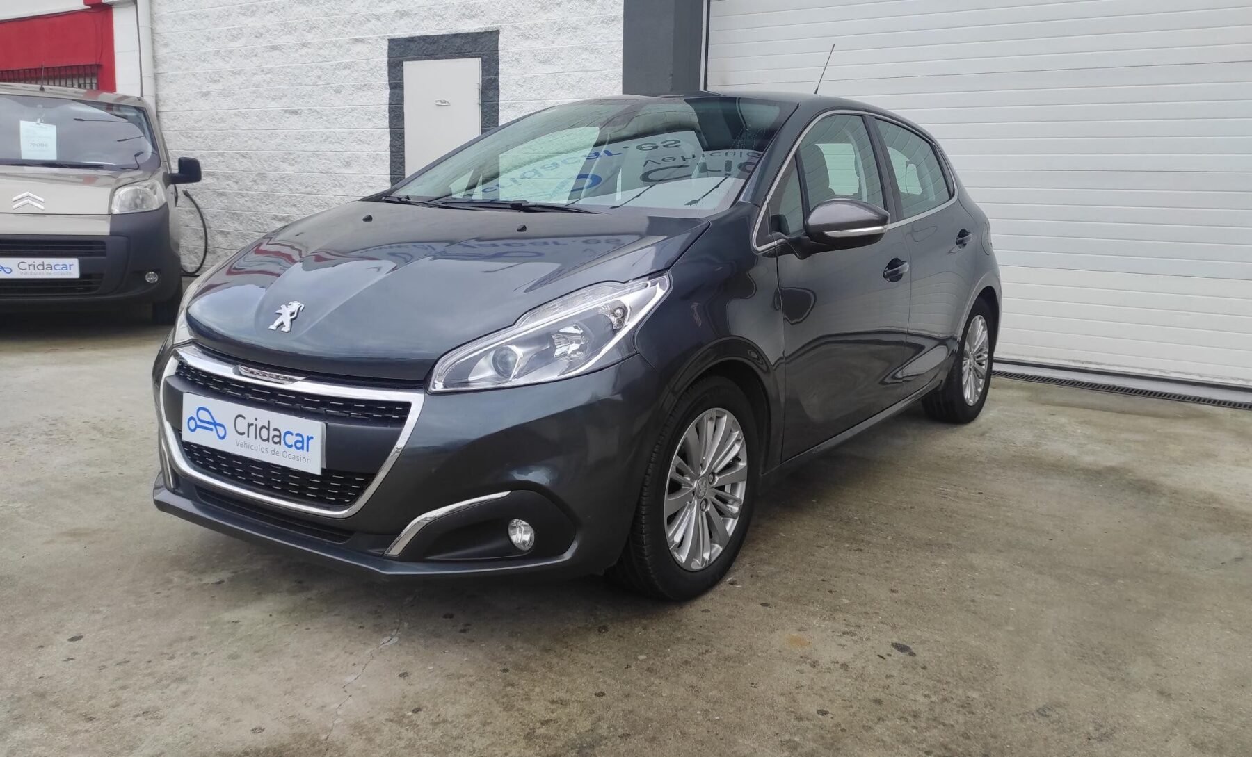 PEUGEOT 208 1.6 Blue-HDi Allure