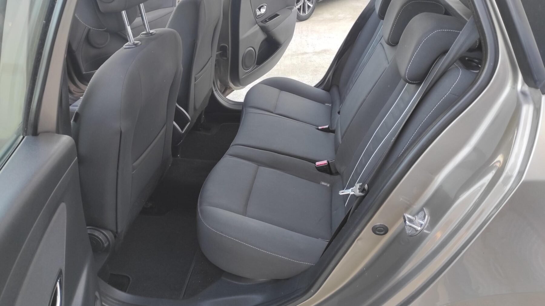 RENAULT Megane SPORT TOURER 1.5 DCI