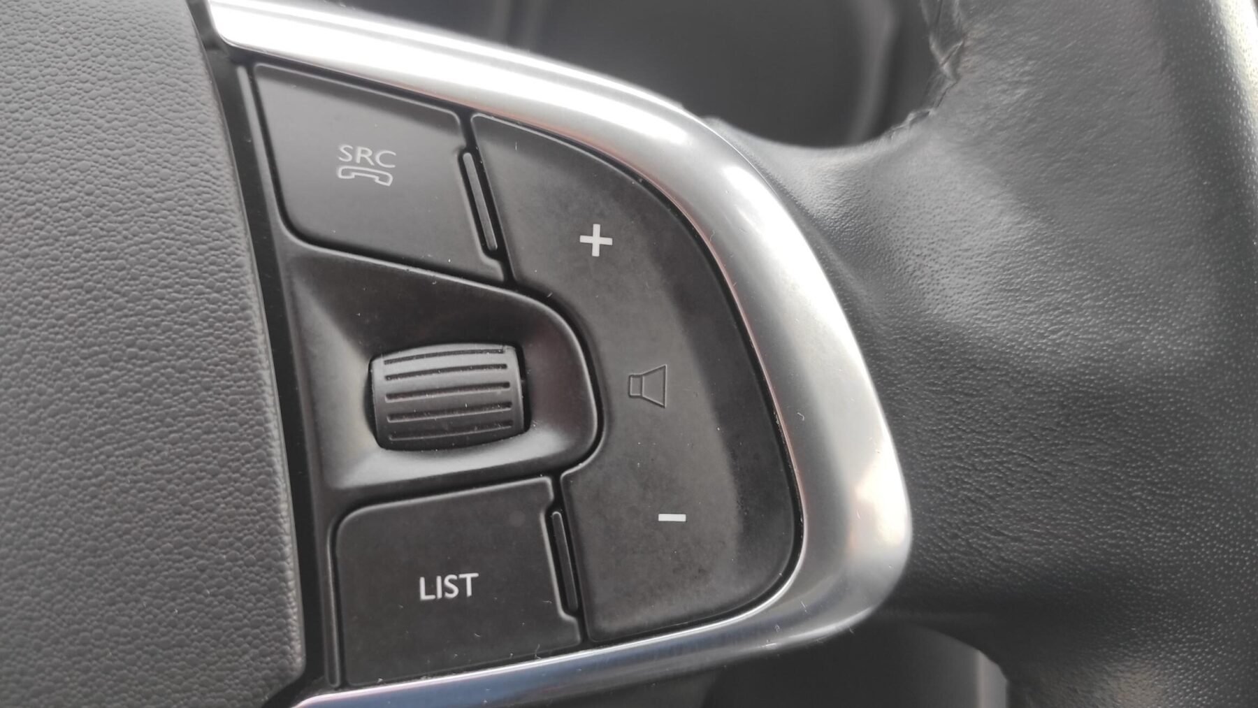 CITROEN C4 1.6 BLUE HDI FEEL EDITION