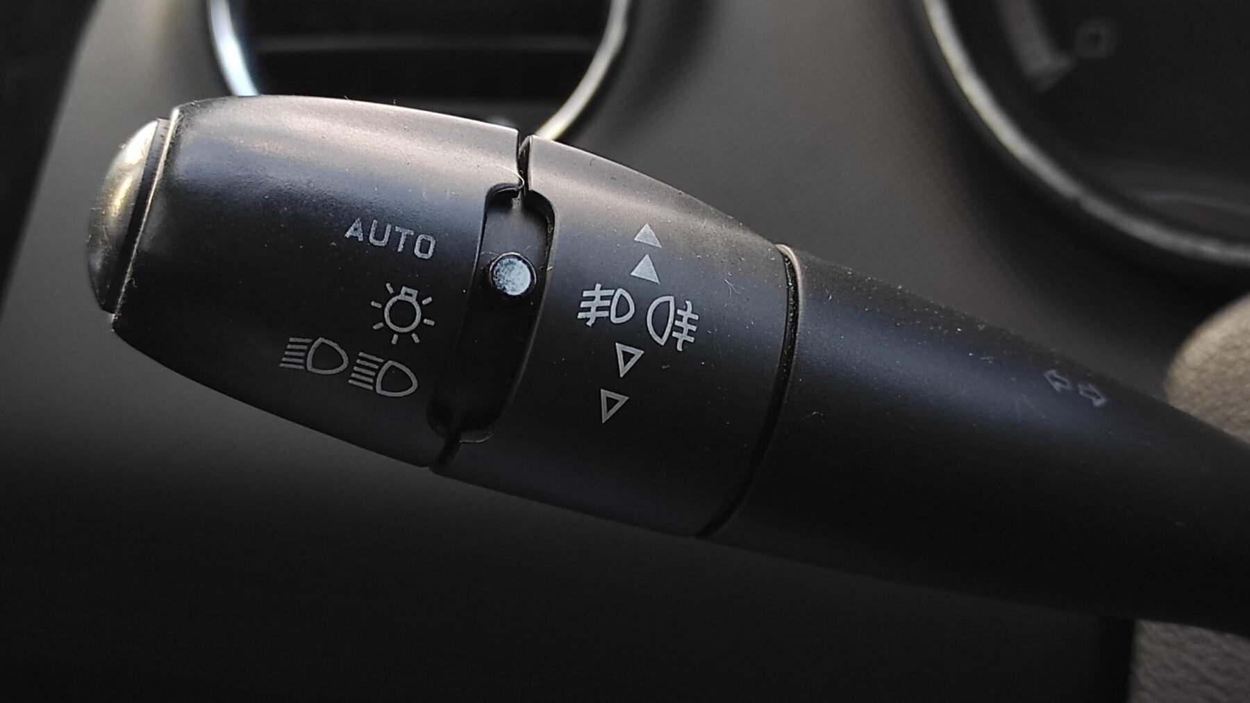 PEUGEOT 308 1.6 HDI SPORTIUM