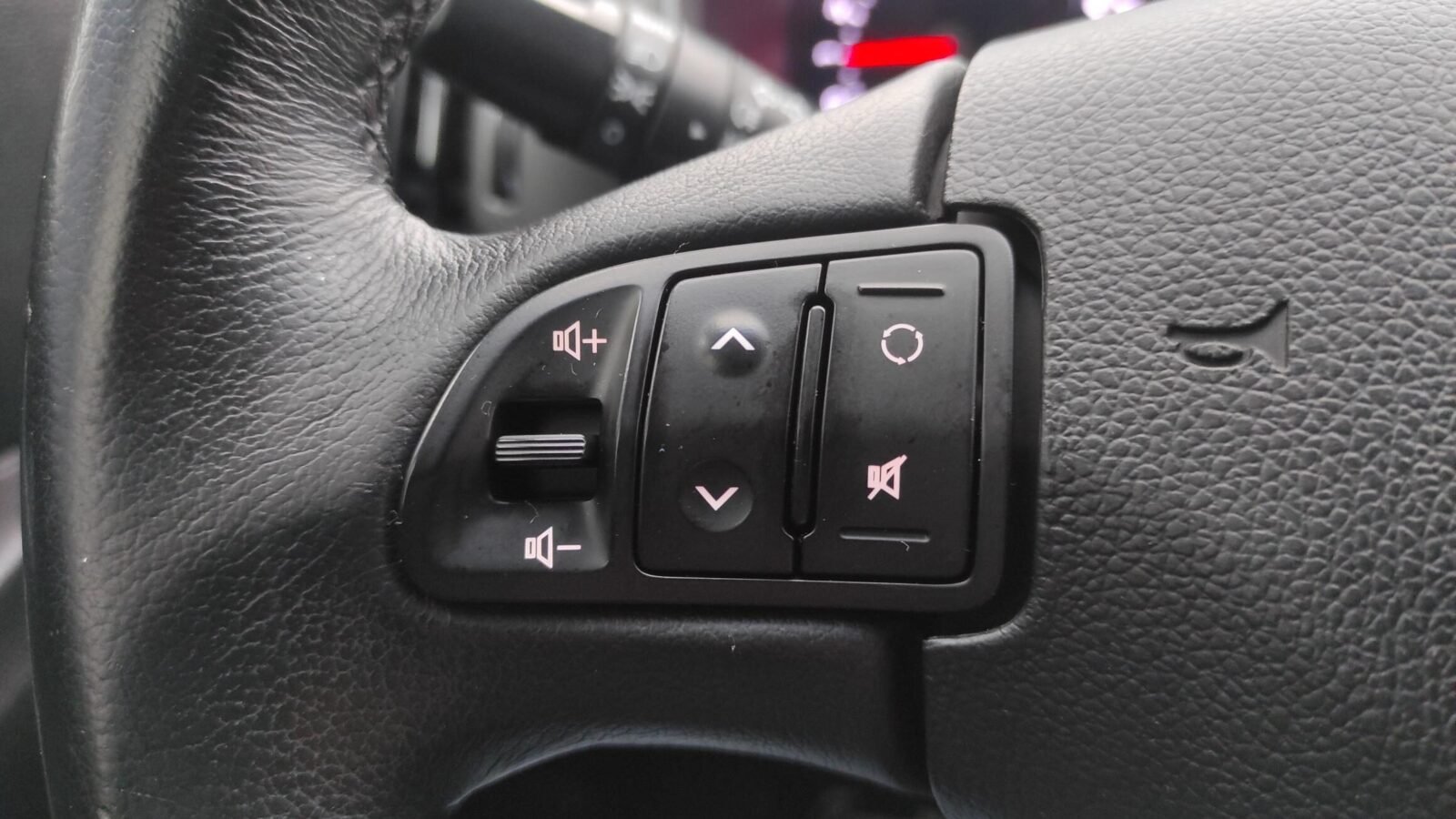 KIA SPORTAGE 1.7 CRDi X-TECH