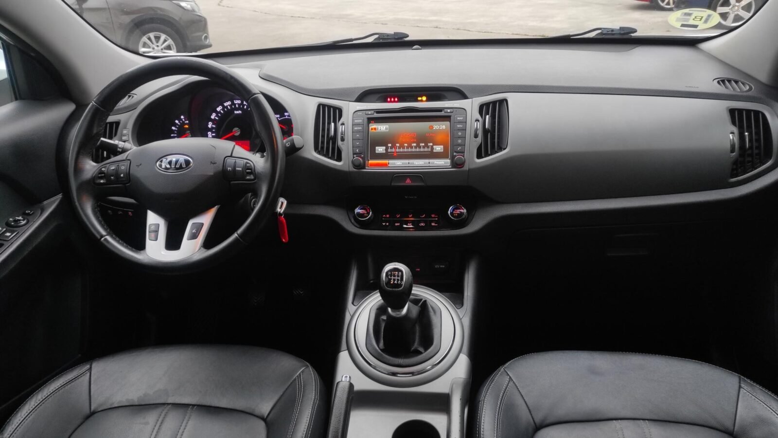 KIA SPORTAGE 1.7 CRDi X-TECH