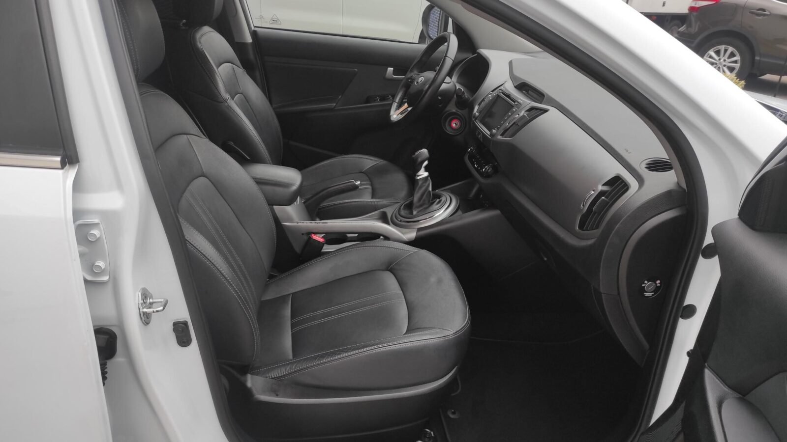 KIA SPORTAGE 1.7 CRDi X-TECH