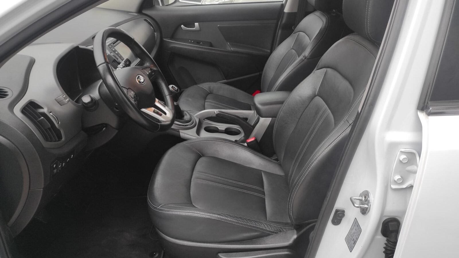 KIA SPORTAGE 1.7 CRDi X-TECH