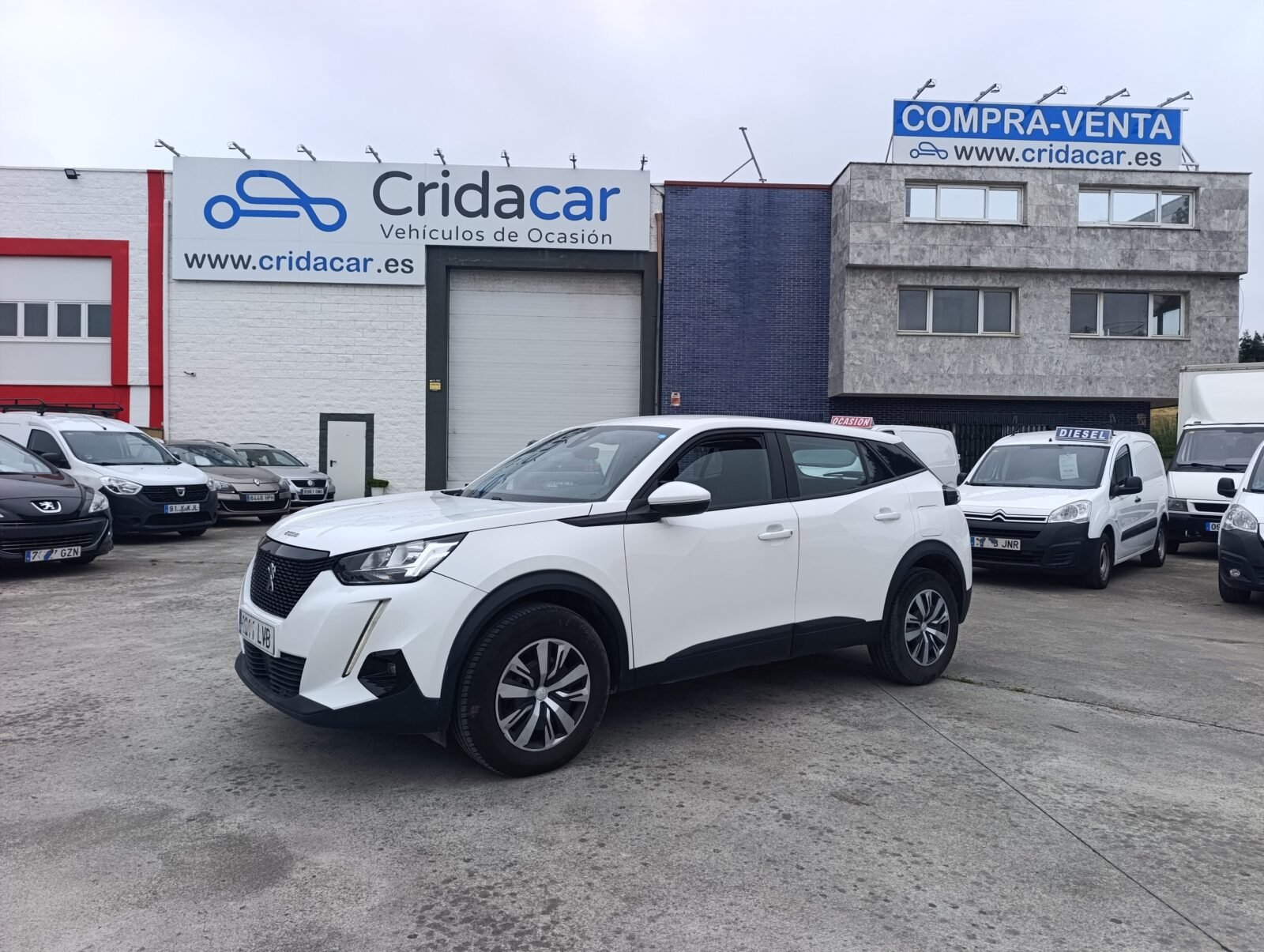 PEUGEOT 2008 ACTIVE 1.5 BlueHDi 