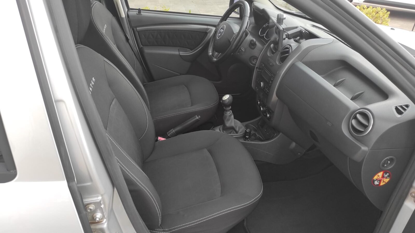 DACIA DUSTER 1.5 DCi LAUREATE 4X2
