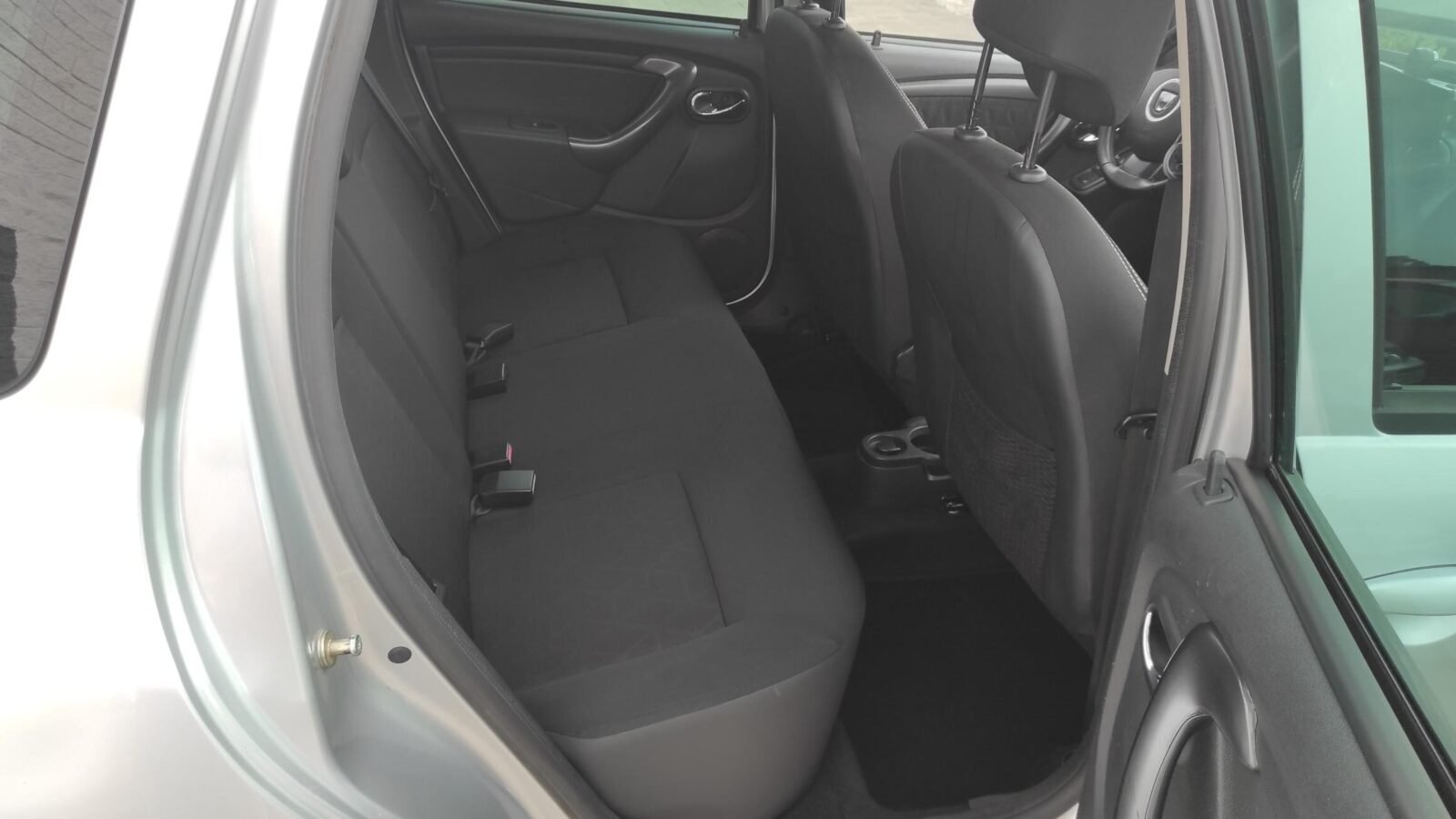 DACIA DUSTER 1.5 DCi LAUREATE 4X2