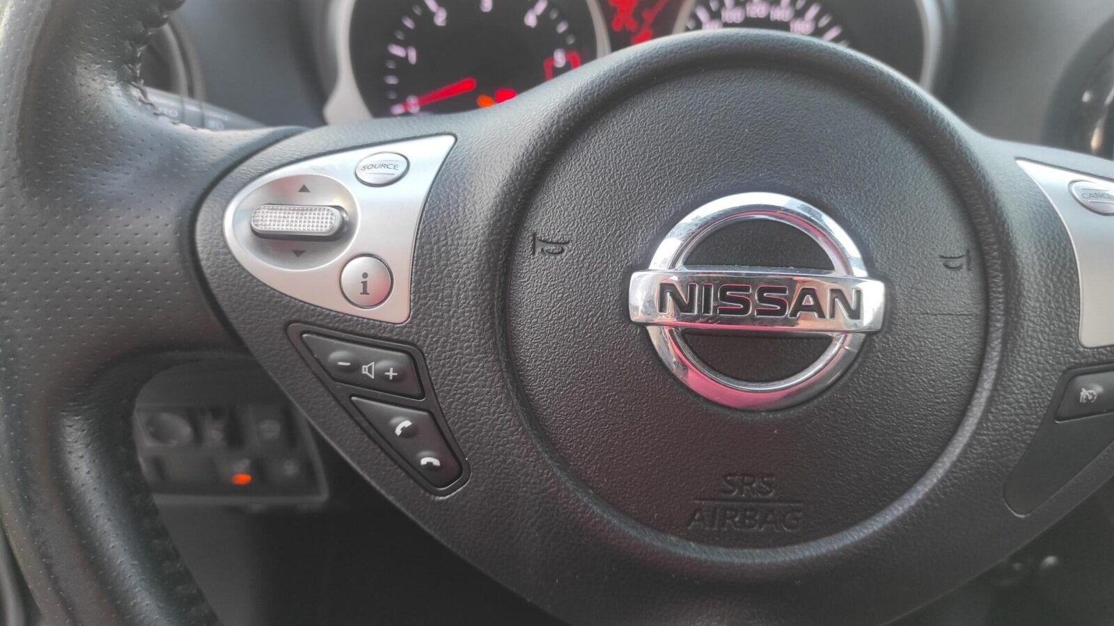 NISSAN JUKE 1.5 DCI TEKNA 4X2