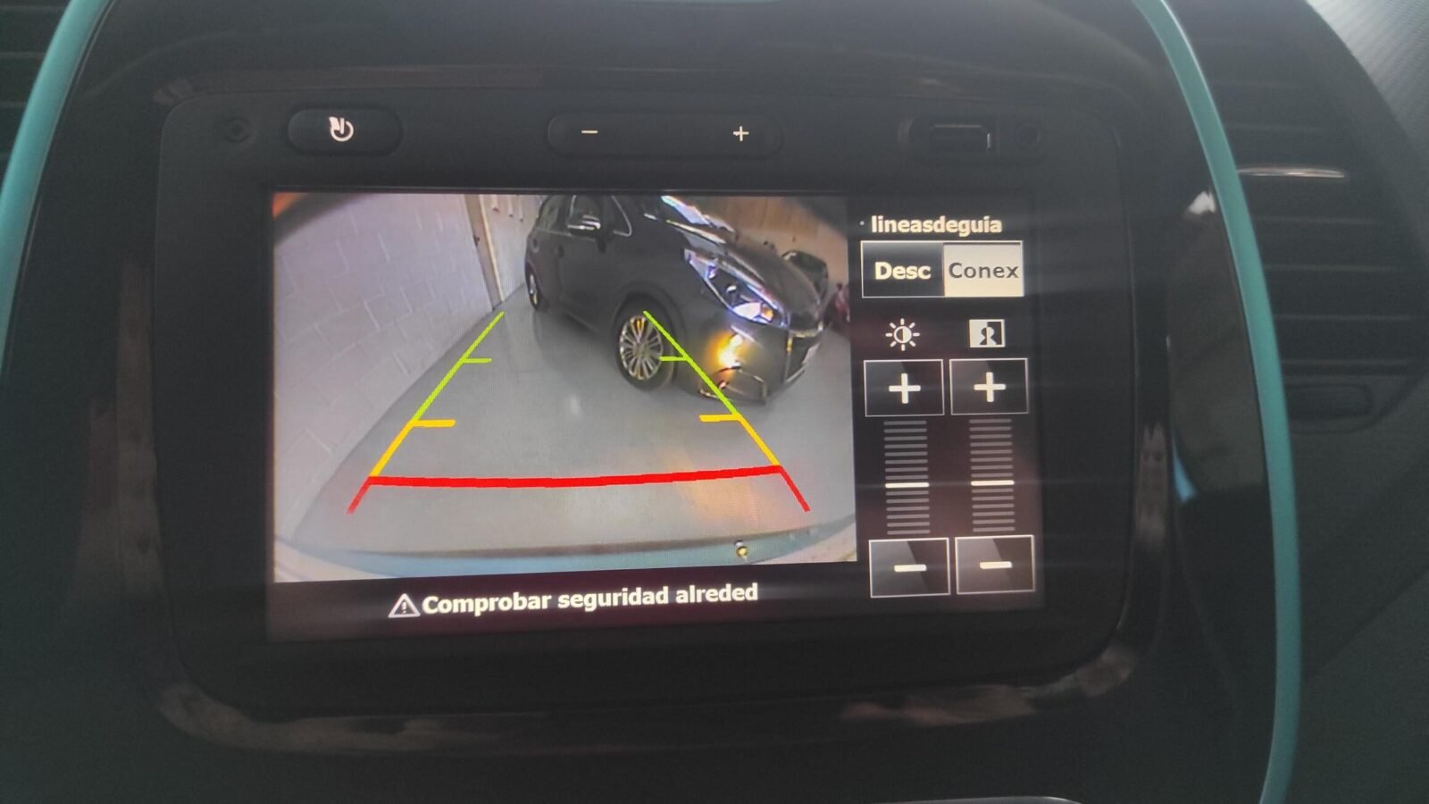 RENAULT CAPTUR 1.5 DCi ENERGY INTENSE