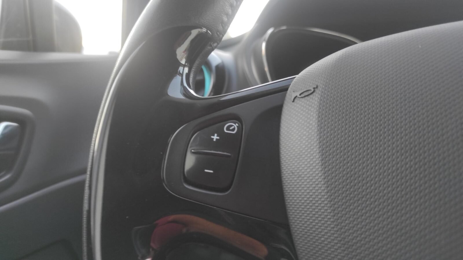 RENAULT CAPTUR 1.5 DCi ENERGY INTENSE