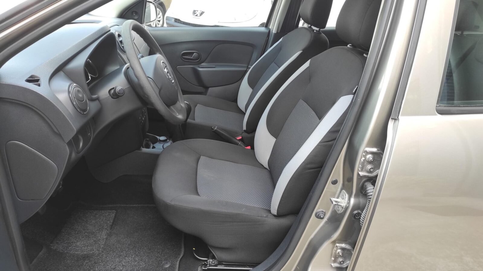 DACIA SANDERO 1.5 DCI AMBIANCE