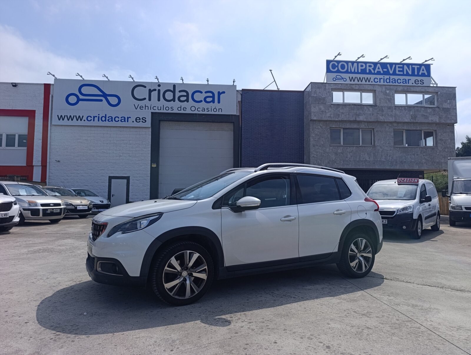 PEUGEOT 2008 1.6 BlueHDi ALLURE