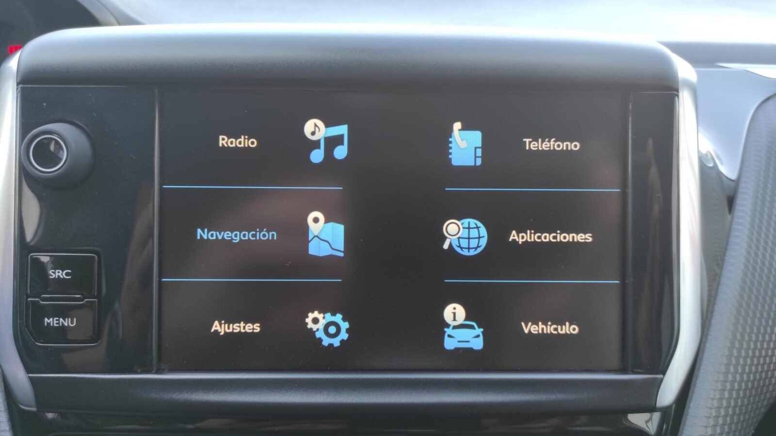PEUGEOT 2008 1.6 BlueHDi ALLURE