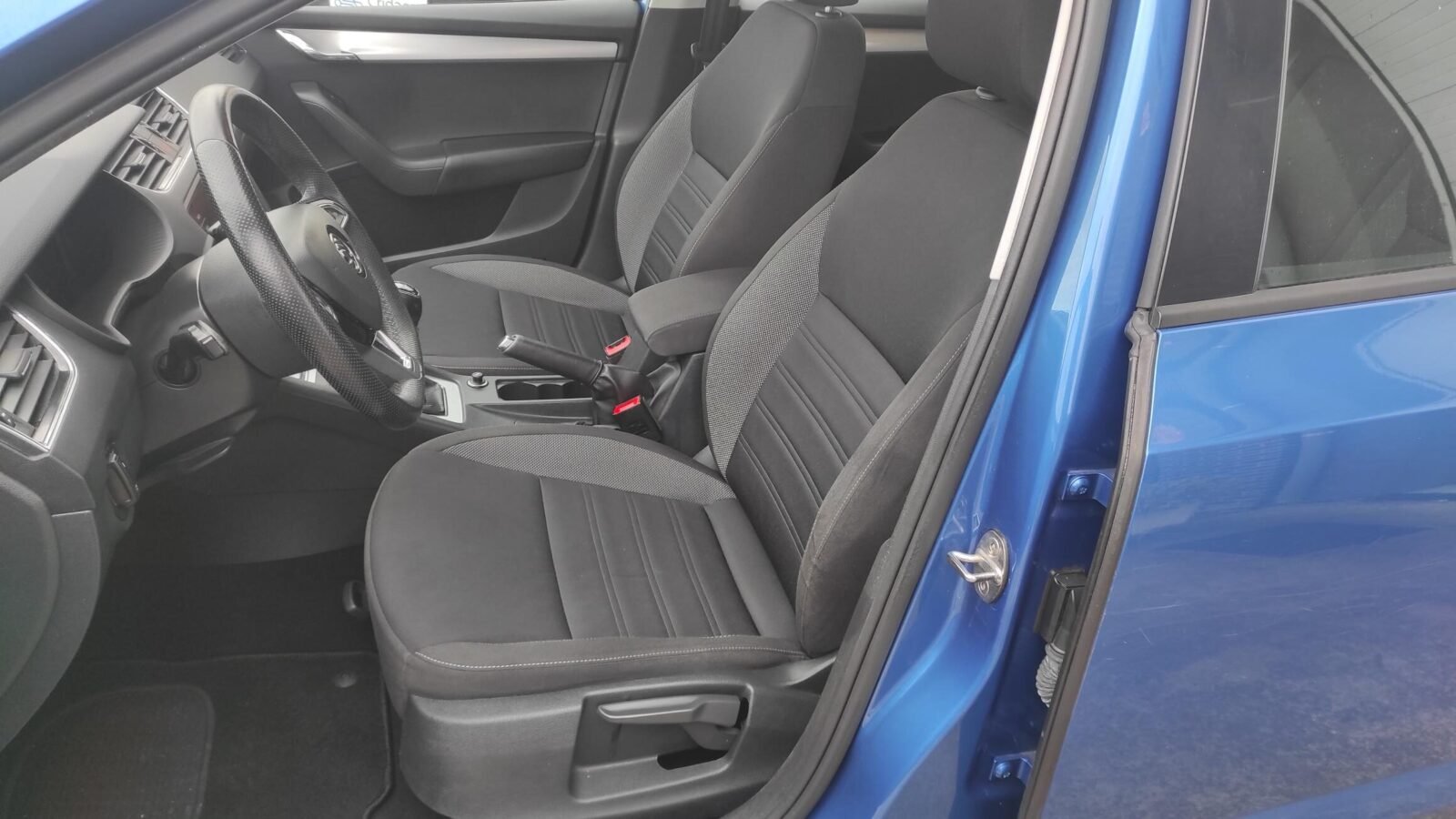 SKODA OCTAVIA COMBI 1.6 TDI CR
